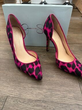 Jessica Simpson Hot Pink and Black Leopard Print Pointed Pump
